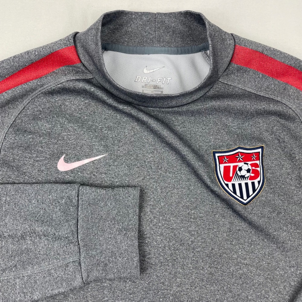 Nike US Soccer Mens Dri-FIT Training Top Gray Red Long Sleeve Soccer Jersey L